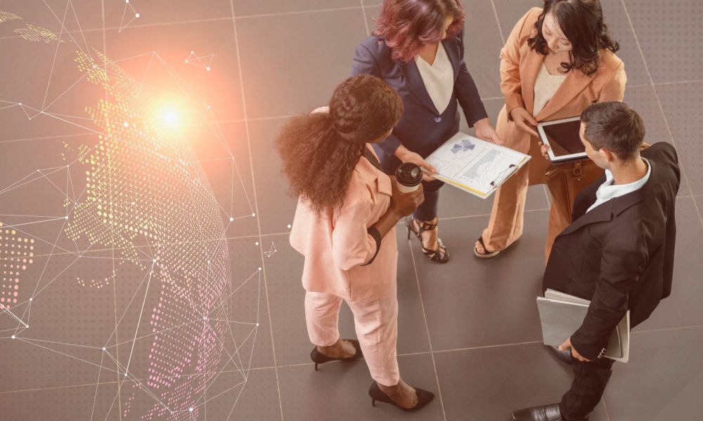 655ded1d462939a7d757afd3_business-people-working-using-technology-connect-with-others
